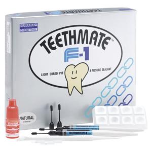 TEETHMATE F1 (AD ESAURIMENTO) - Kit: 2 siringhe da 2,5 ml cad. colore natural,1 mordenzante in gel da 6 ml, 50 applicatori ed ac